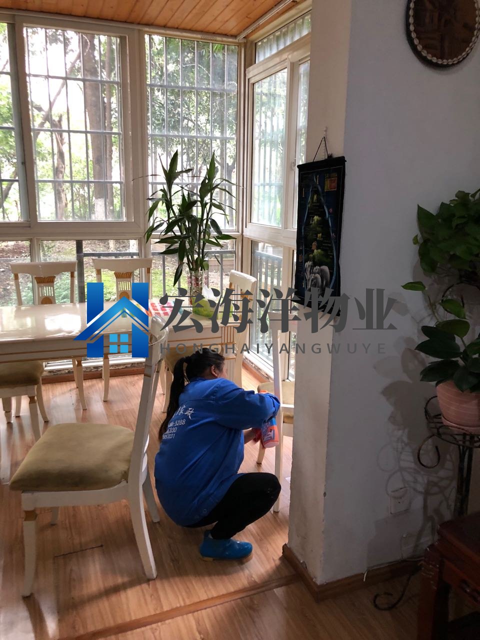 成都清潔公司談談洗碗機和手洗相比哪個干凈又省水？